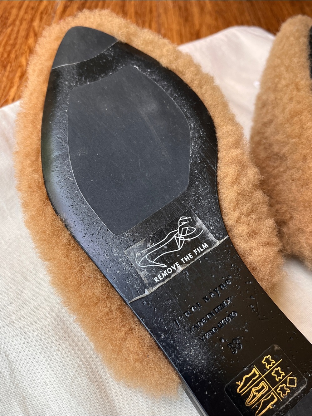 Jenni Kayne Plush Shearling Slide Mules in Camel Brown and Black - Picture 10 of 11